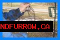 How To Put A Slinky On A Bird Feeder Pole?